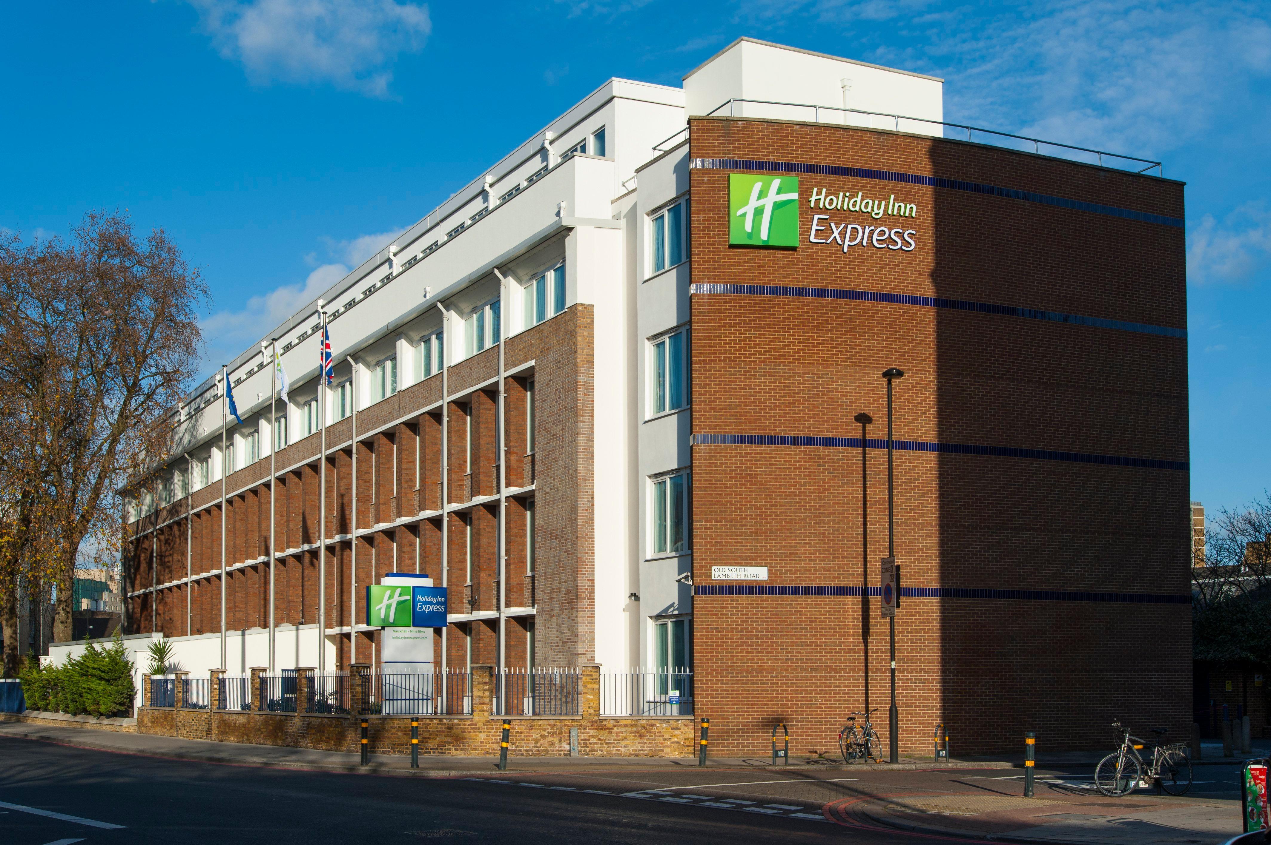 Holiday Inn Express London - Vauxhall Nine Elms Exterior foto