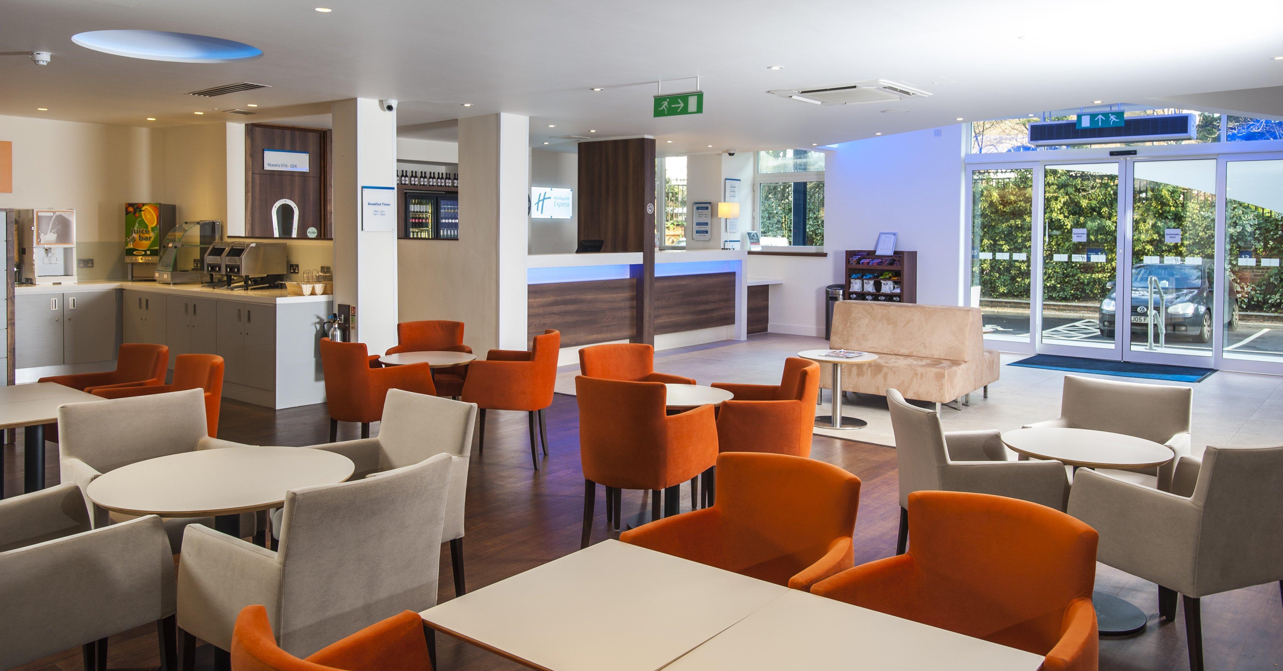 Holiday Inn Express London - Vauxhall Nine Elms Exterior foto
