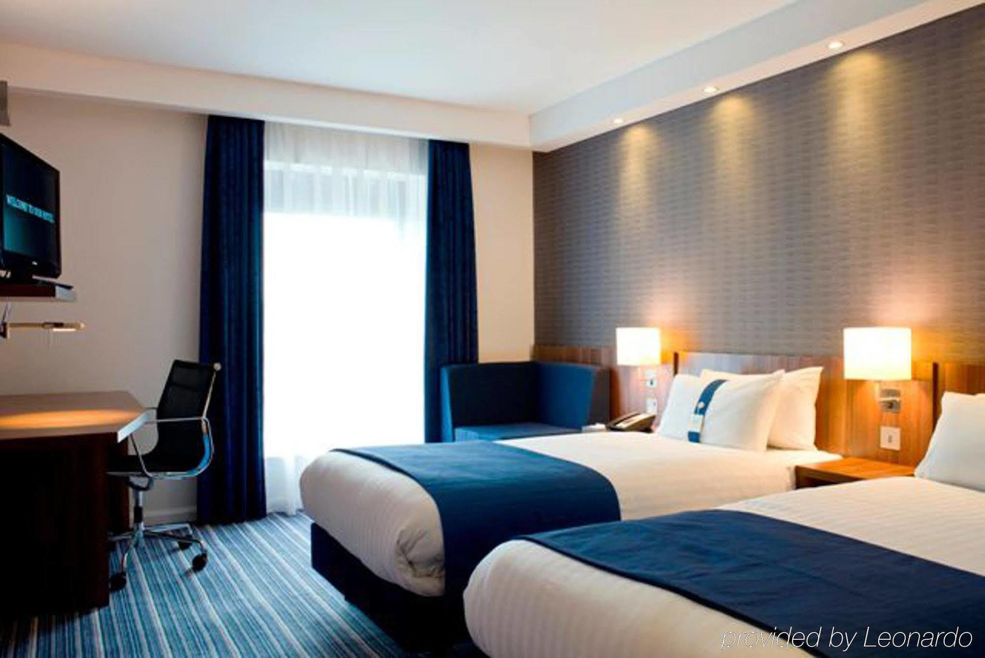 Holiday Inn Express London - Vauxhall Nine Elms Exterior foto