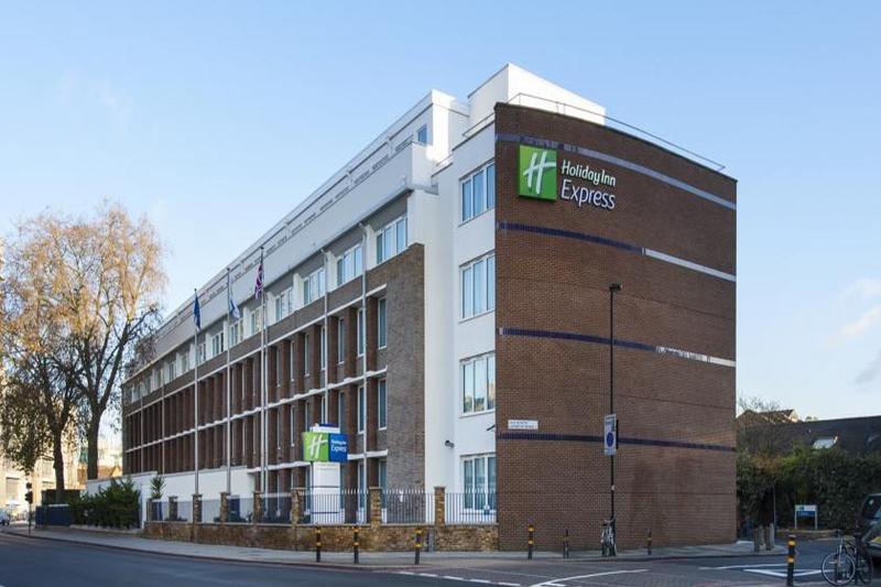 Holiday Inn Express London - Vauxhall Nine Elms Exterior foto